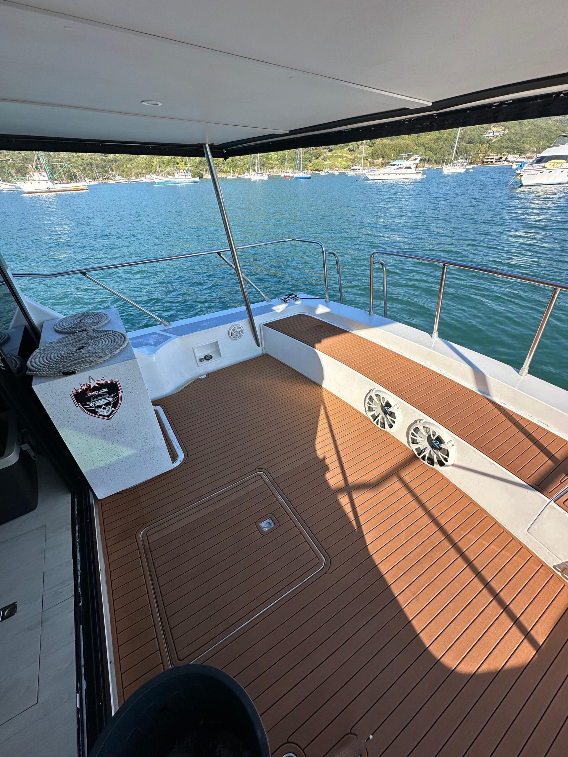 Lancha Tecnomarine 46 – cabine – Iate Caixa D'Aço