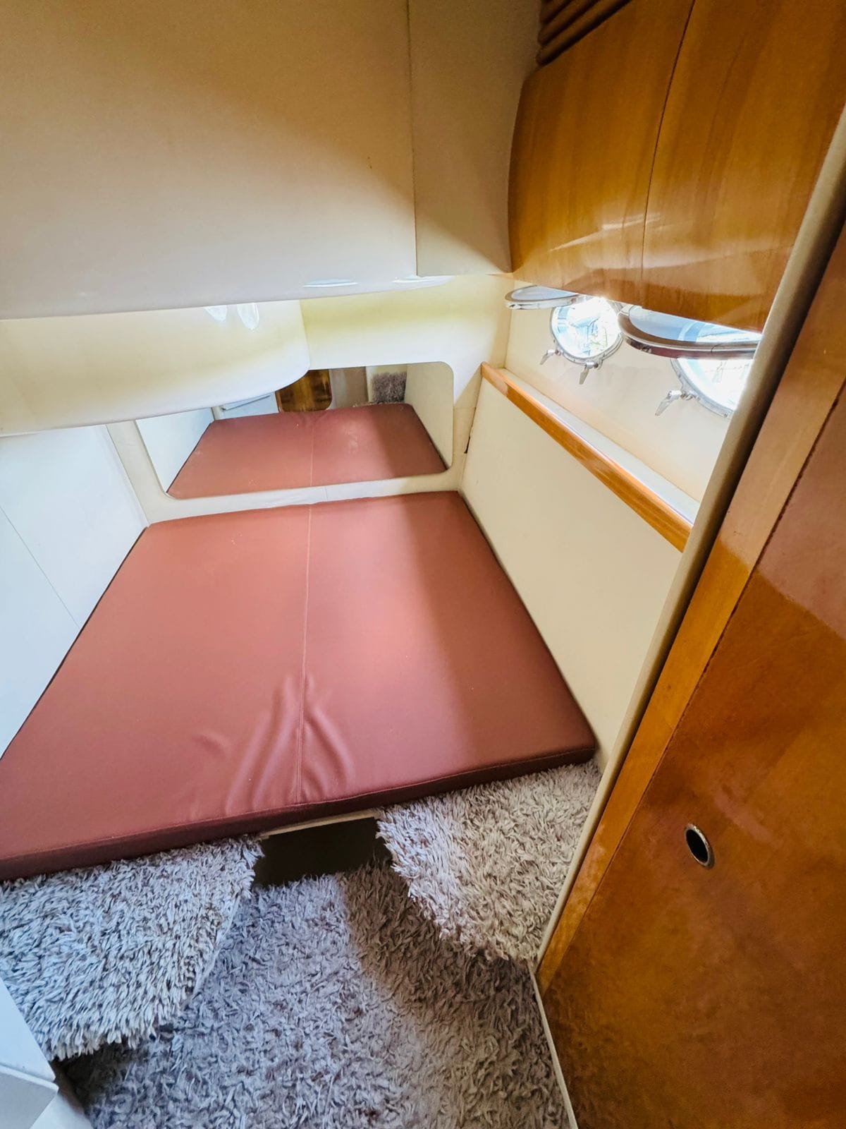 Lancha Pershing 46 – churrasco a bordo – Iate Caixa D'Aço