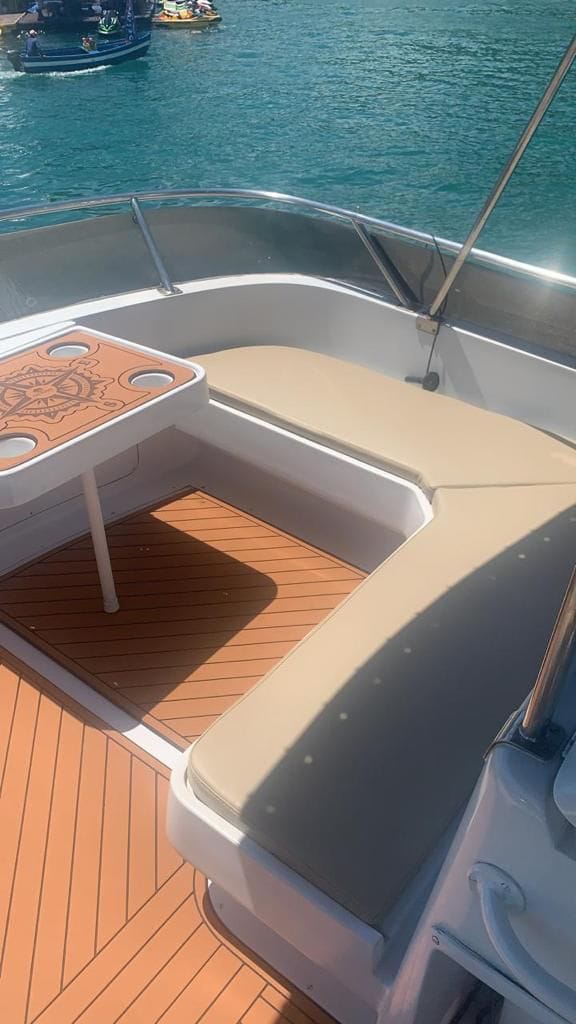 Lancha Rio Star 47 – detalhe – Iate Caixa D'Aço